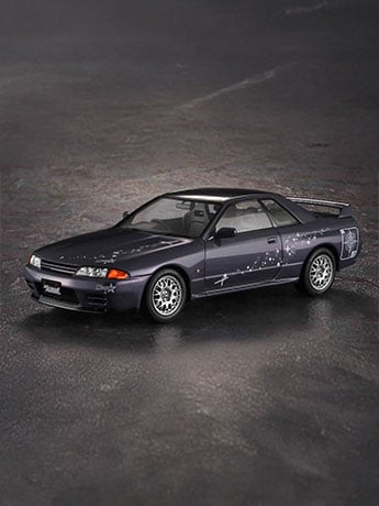 Tokyo Xtreme Racer Nissan Skyline GT-R (BNR32) 1/24 Scale Model Kit