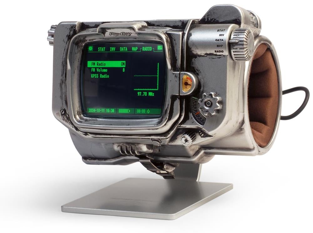 Fallout Pip-Boy 3000 Mark V Replica Gallery Image 9
