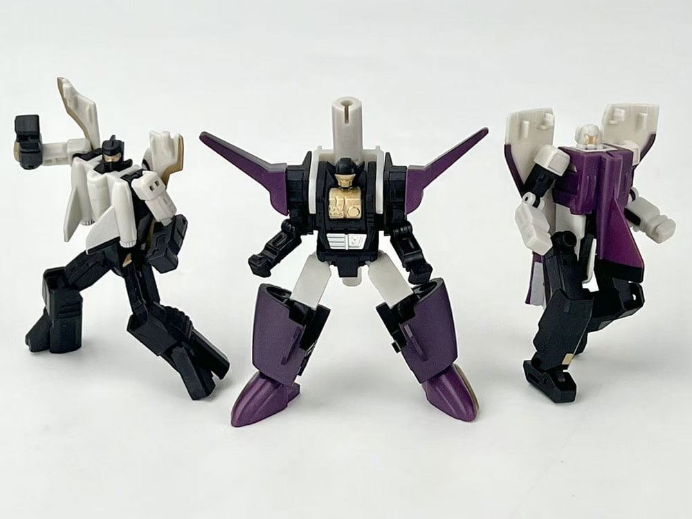 Master Builder MB-26B The Purple Saber Team Mini Robots Three-Pack Gallery Image 1