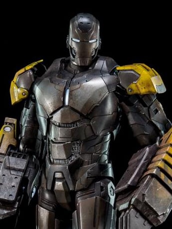 Iron Man 3: 1/9 Scale Iron Man Mark XXV Striker Armor Figure