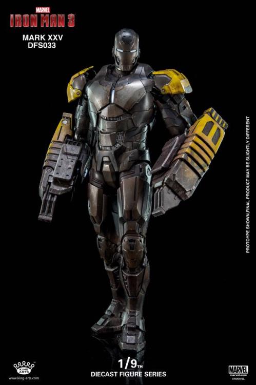Iron Man 3: 1/9 Scale Iron Man Mark XXV Striker Armor Figure