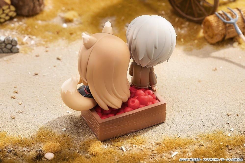 Spice and Wolf: Merchant Meets the Wise Wolf Mini Memory Lawrence & Holo Figure Gallery Image 6