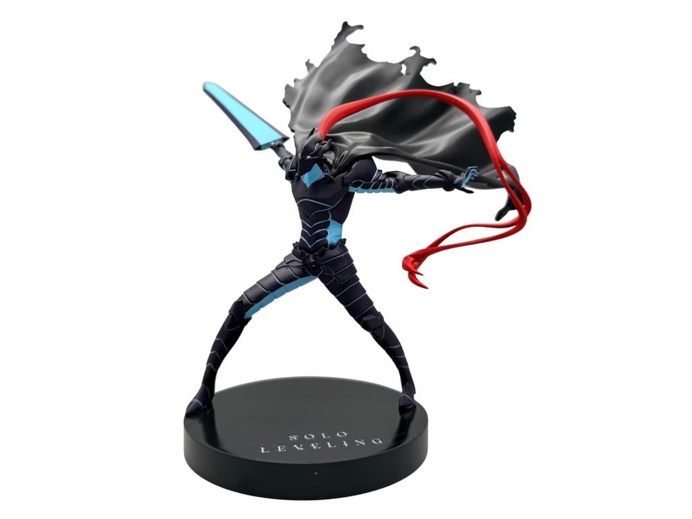Solo Leveling Igris 9" Deluxe Vinyl Figure Gallery Image 1