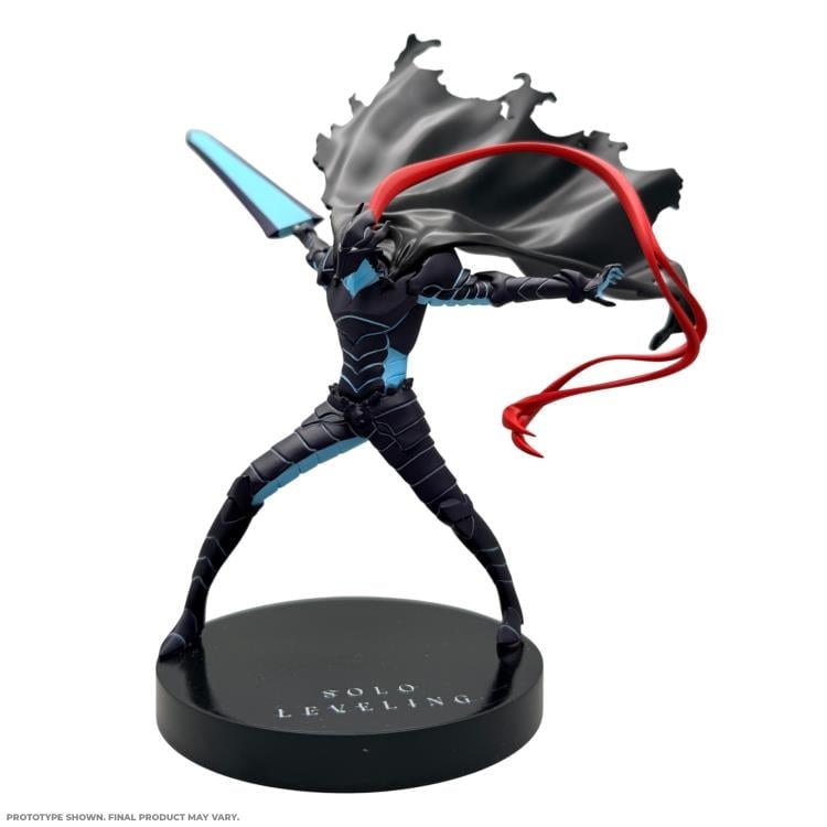 Solo Leveling Igris 9" Deluxe Vinyl Figure Gallery Image 3