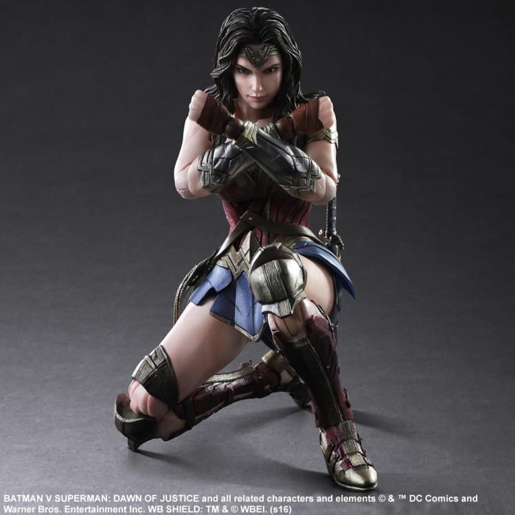 Batman v Superman Play Arts Kai Wonder Woman Gallery Image 8