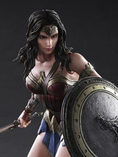 Batman v Superman Play Arts Kai Wonder Woman Gallery Image 2