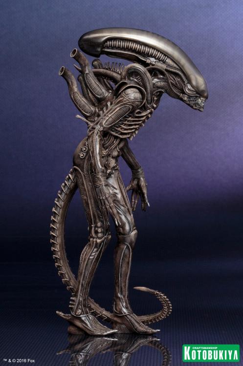Alien ArtFX+ Big Chap Statue