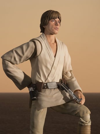 Star Wars: A New Hope S.H.Figuarts Luke Skywalker Gallery Image 2