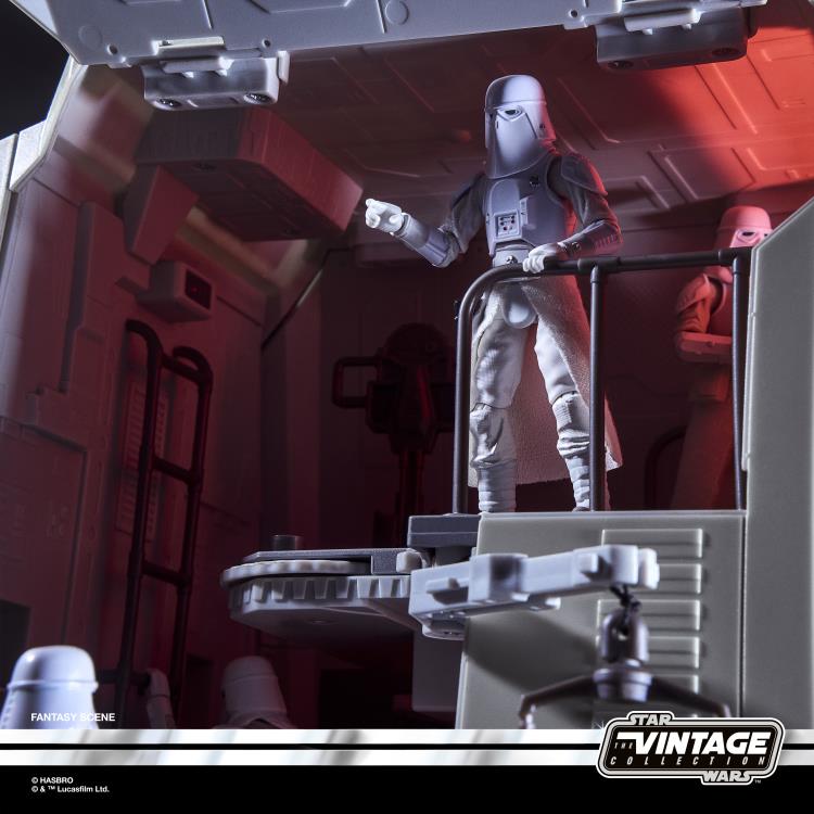Star Wars: The Vintage Collection Snow Trooper Commander (Empire Strikes Back) Action Figure Gallery Image 3