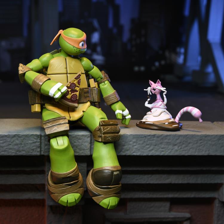 Teenage Mutant Ninja Turtles (2012) Ultimate Michelangelo Action Figure Gallery Image 11