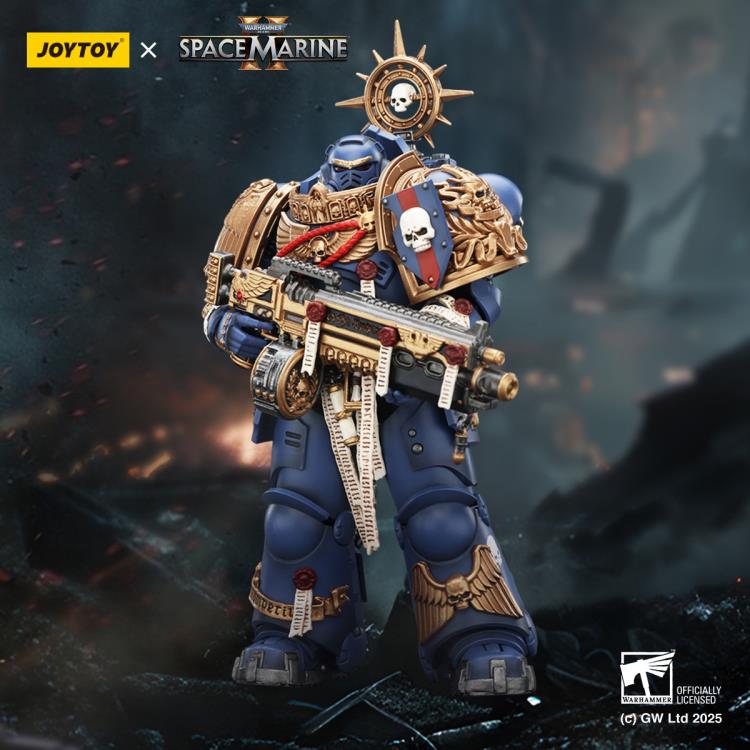 Warhammer 40,000: Space Marine 2 Ultramarines Heavy Relic Primus Armor with Heavy Relic Bolt Rifle 1/18 Scale Action Figure Gallery Image 3
