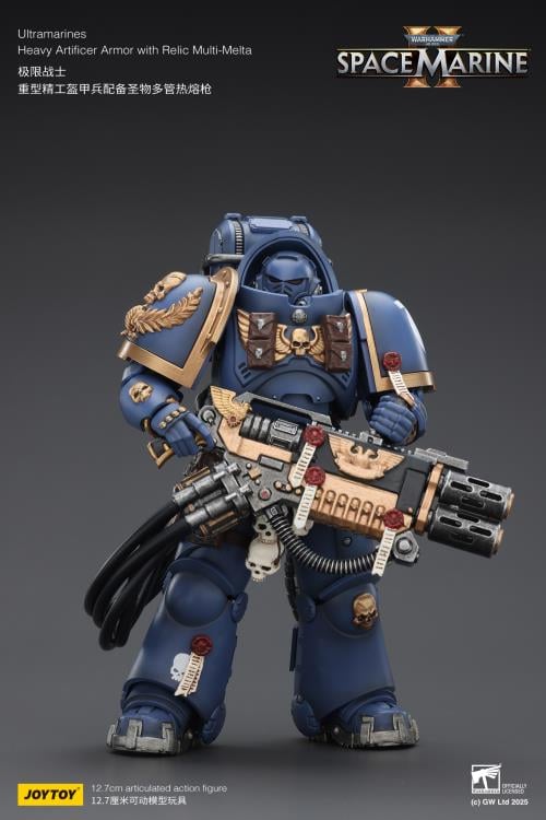 Warhammer 40,000: Space Marine 2 Ultramarines Heavy Artificer Armor with Relic Multi-Melta 1/18 Scale Action Figure Gallery Image 4