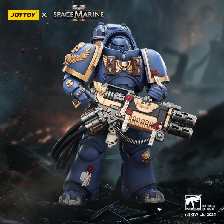 Warhammer 40,000: Space Marine 2 Ultramarines Heavy Artificer Armor with Relic Multi-Melta 1/18 Scale Action Figure Gallery Image 3