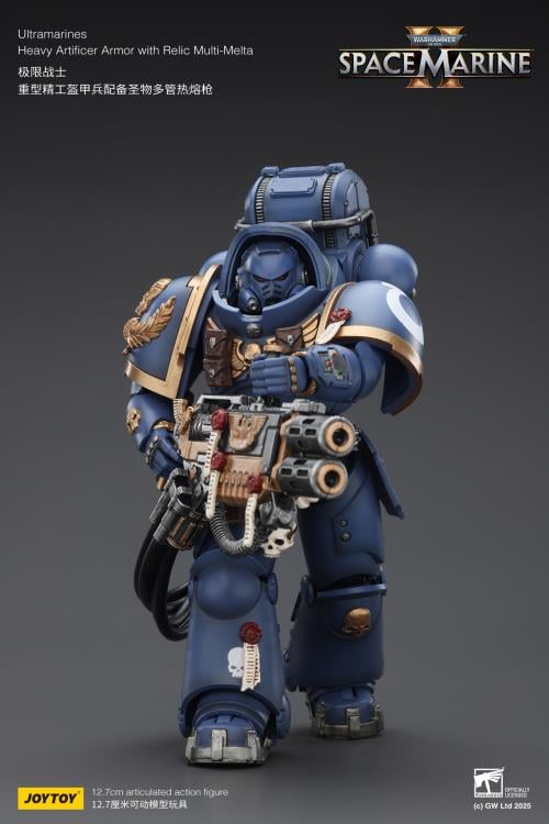 Warhammer 40,000: Space Marine 2 Ultramarines Heavy Artificer Armor with Relic Multi-Melta 1/18 Scale Action Figure Gallery Image 13