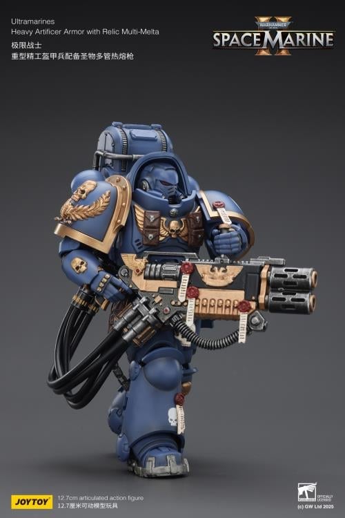 Warhammer 40,000: Space Marine 2 Ultramarines Heavy Artificer Armor with Relic Multi-Melta 1/18 Scale Action Figure Gallery Image 11