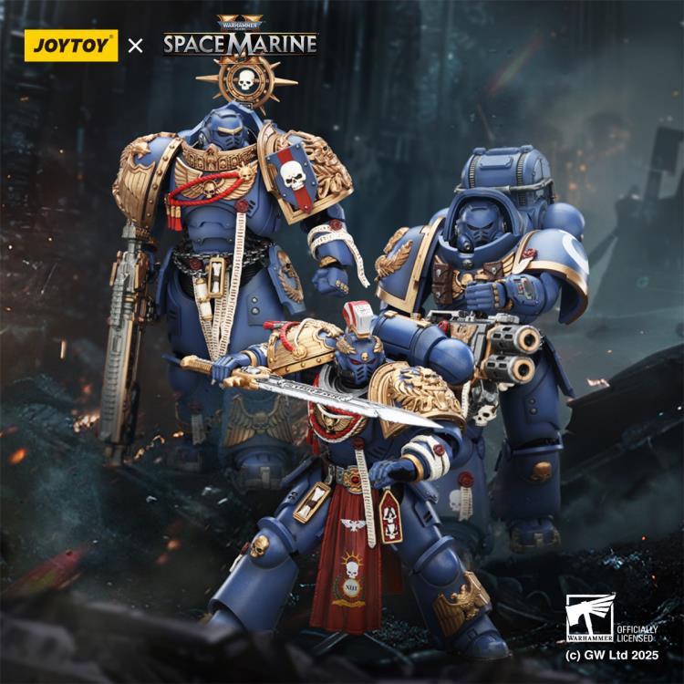 Warhammer 40,000: Space Marine 2 Ultramarines Relic Primus Armor with Plasma Pistol and Combat Blade 1/18 Scale Action Figure Gallery Image 24