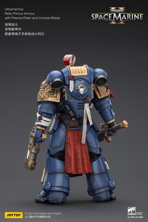 Warhammer 40,000: Space Marine 2 Ultramarines Relic Primus Armor with Plasma Pistol and Combat Blade 1/18 Scale Action Figure Gallery Image 13
