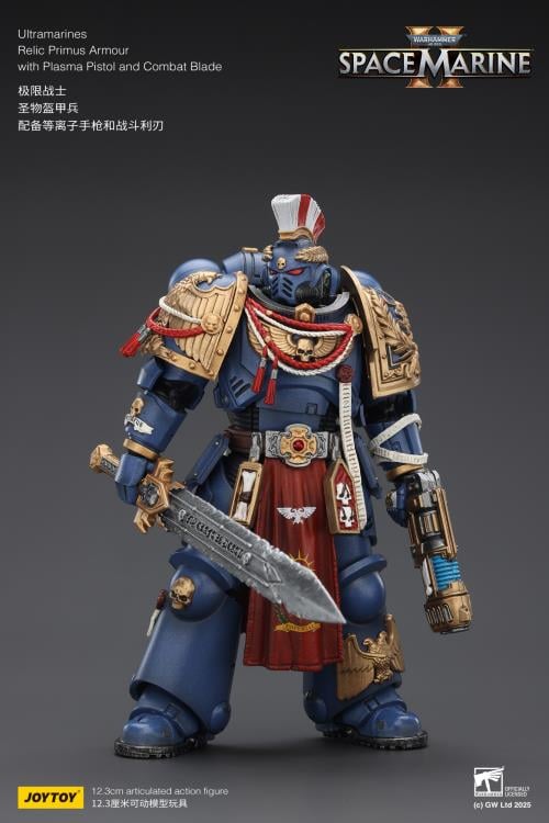 Warhammer 40,000: Space Marine 2 Ultramarines Relic Primus Armor with Plasma Pistol and Combat Blade 1/18 Scale Action Figure Gallery Image 12