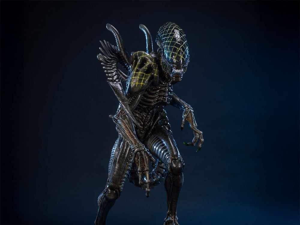 Alien vs. Predator Grid Alien 1/2 Scale Limited Edition Statue
