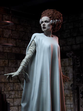 Universal Monsters Premium Format Mixed Media The Bride of Frankenstein (Fully Sculpted Ver.) Statue Gallery Image 2