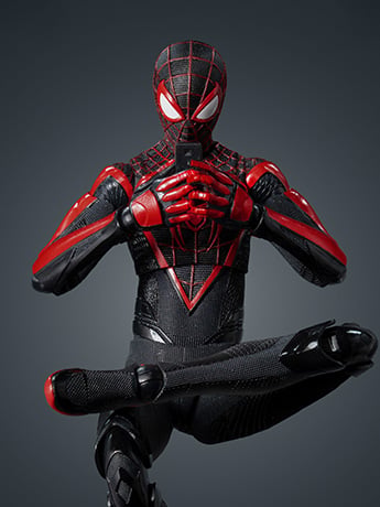 Marvel's Spider-Man 2 DLX Spider-Man Upgraded Suit (Miles Morales) Action Figure Gallery Image 2