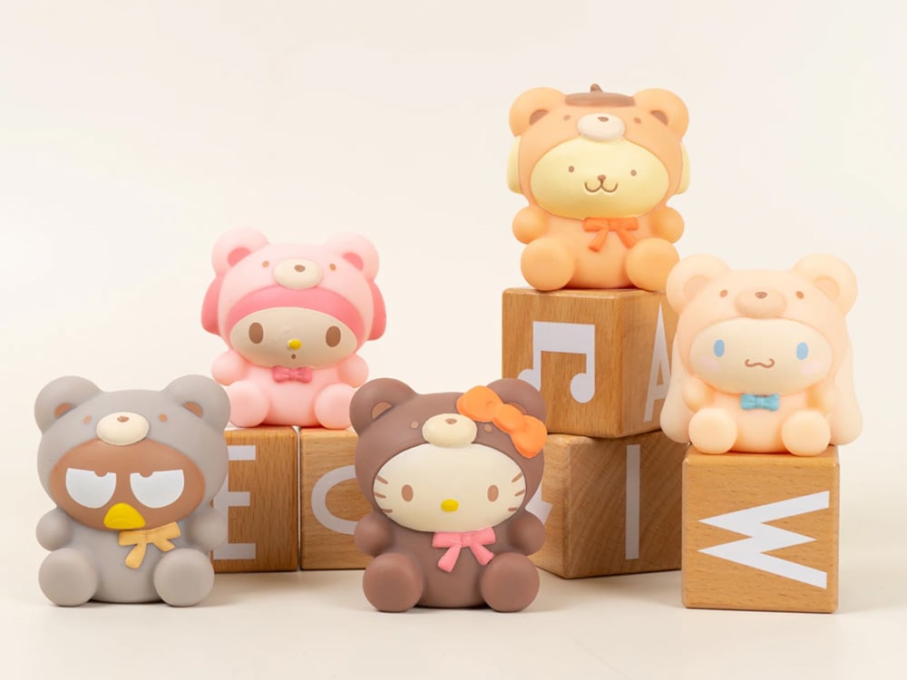 Hello Kitty and Friends SquiSHU Capsule Latte Bear Random Squish Toy
