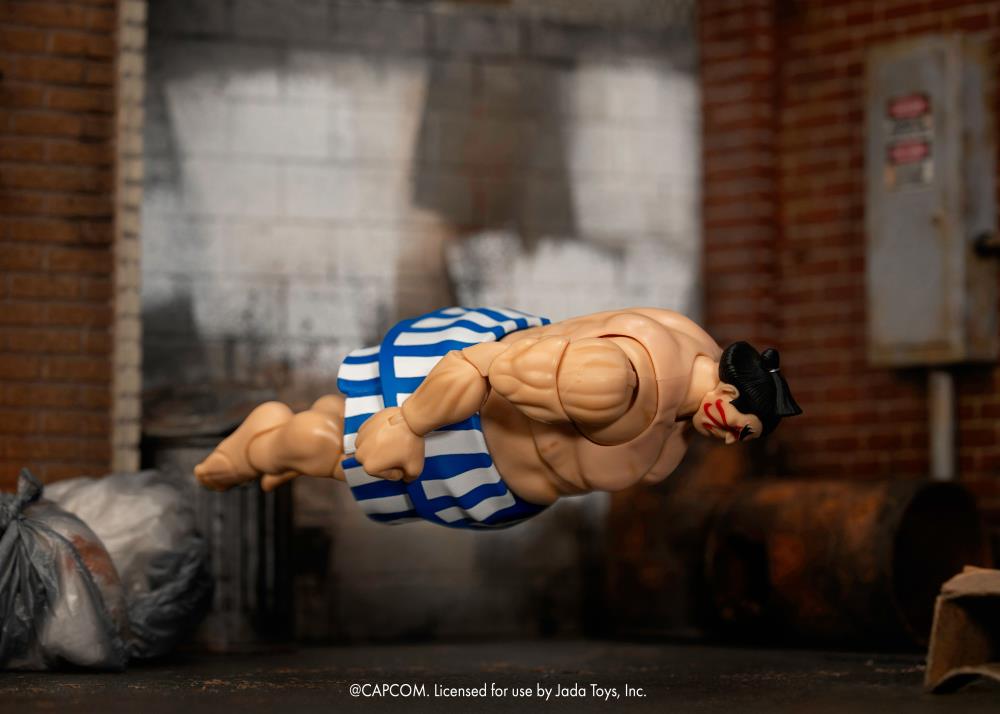 Ultra Street Fighter II: The Final Challengers E. Honda (Deluxe Ver.) 1/12 Scale Action Figure Gallery Image 11