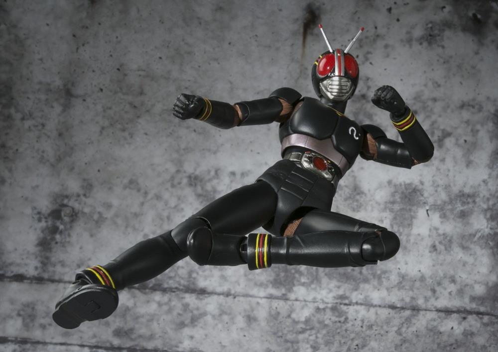 Kamen Rider S.H.Figuarts Kamen Rider Black (Version 2) Gallery Image 8