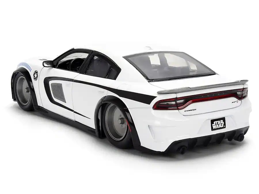 Star Wars Hollywood Rides Die-Cast Stormtrooper Figurine & 2021 Dodge Charger SRT Hellcat 1/24 Scale Model Gallery Image 3