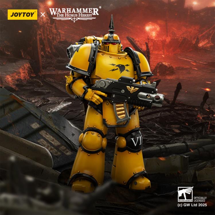 Warhammer: The Horus Heresy Imperial Fists MKIII Tactical Legionary 1/18 Scale Action Figure Gallery Image 3