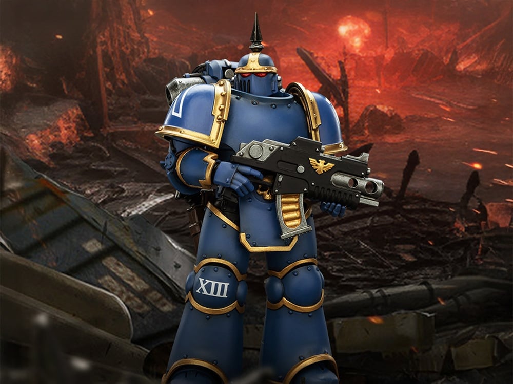 Warhammer: The Horus Heresy Ultramarines MKIII Tactical Legionary 1/18 Scale Action Figure Gallery Image 1