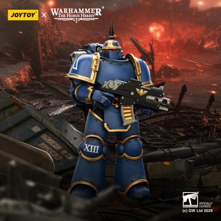 Warhammer: The Horus Heresy Ultramarines MKIII Tactical Legionary 1/18 Scale Action Figure Gallery Image 3