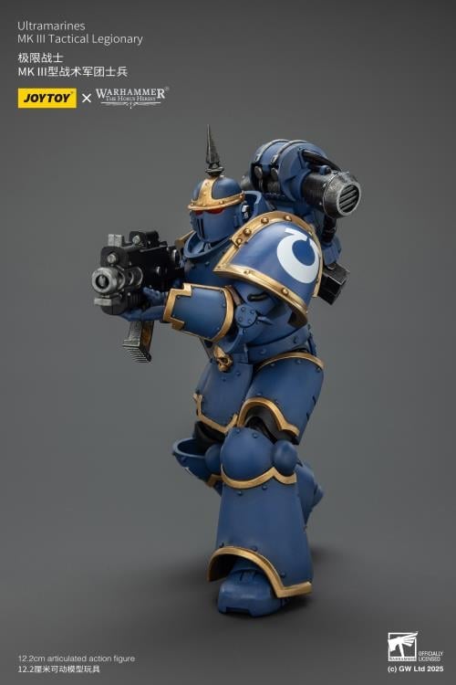 Warhammer: The Horus Heresy Ultramarines MKIII Tactical Legionary 1/18 Scale Action Figure Gallery Image 12