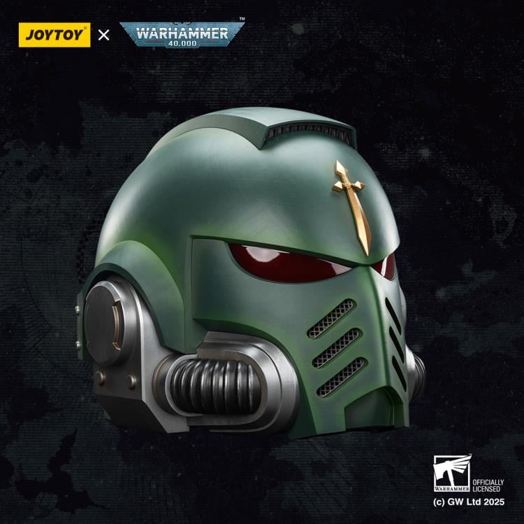 Warhammer 40,000 Dark Angels Mk X 1/1 Scale Helmet Replica Gallery Image 3