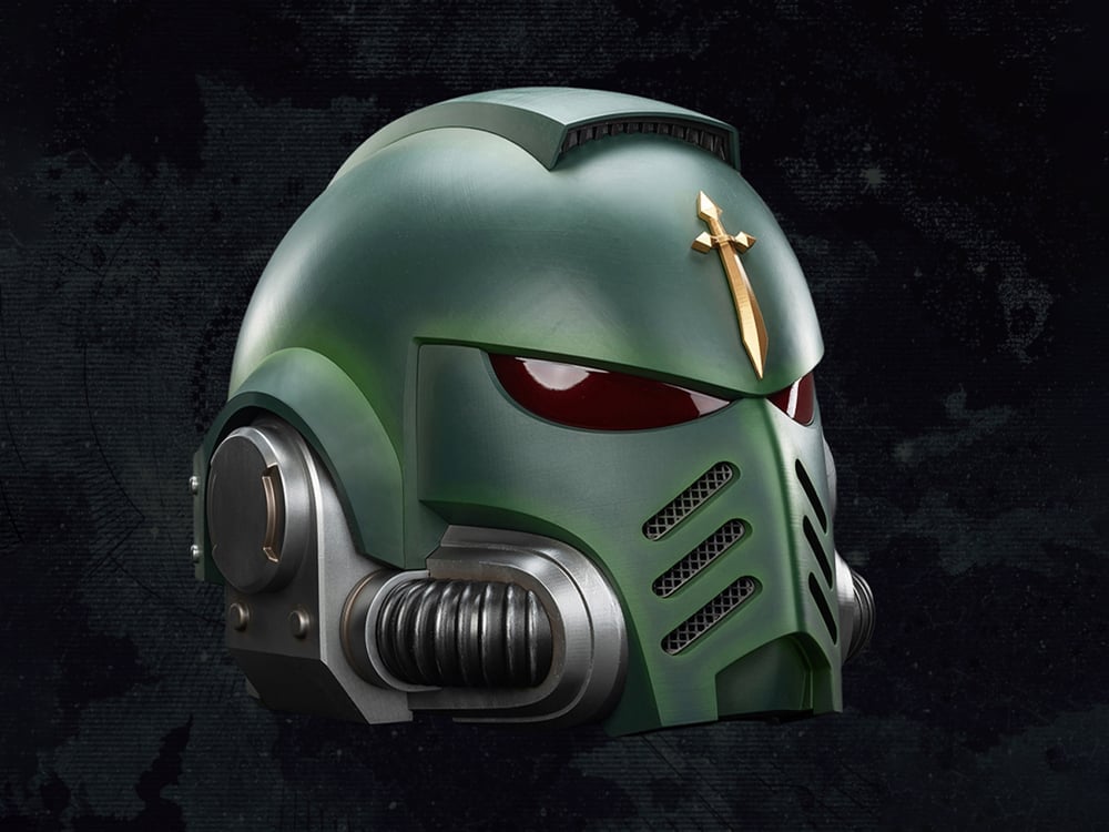 Warhammer 40,000 Dark Angels Mk X 1/1 Scale Helmet Replica Gallery Image 1