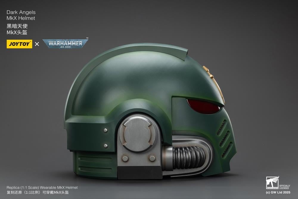 Warhammer 40,000 Dark Angels Mk X 1/1 Scale Helmet Replica Gallery Image 7