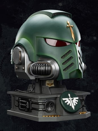 Warhammer 40,000 Dark Angels Mk X 1/1 Scale Helmet Replica with Display  Stand