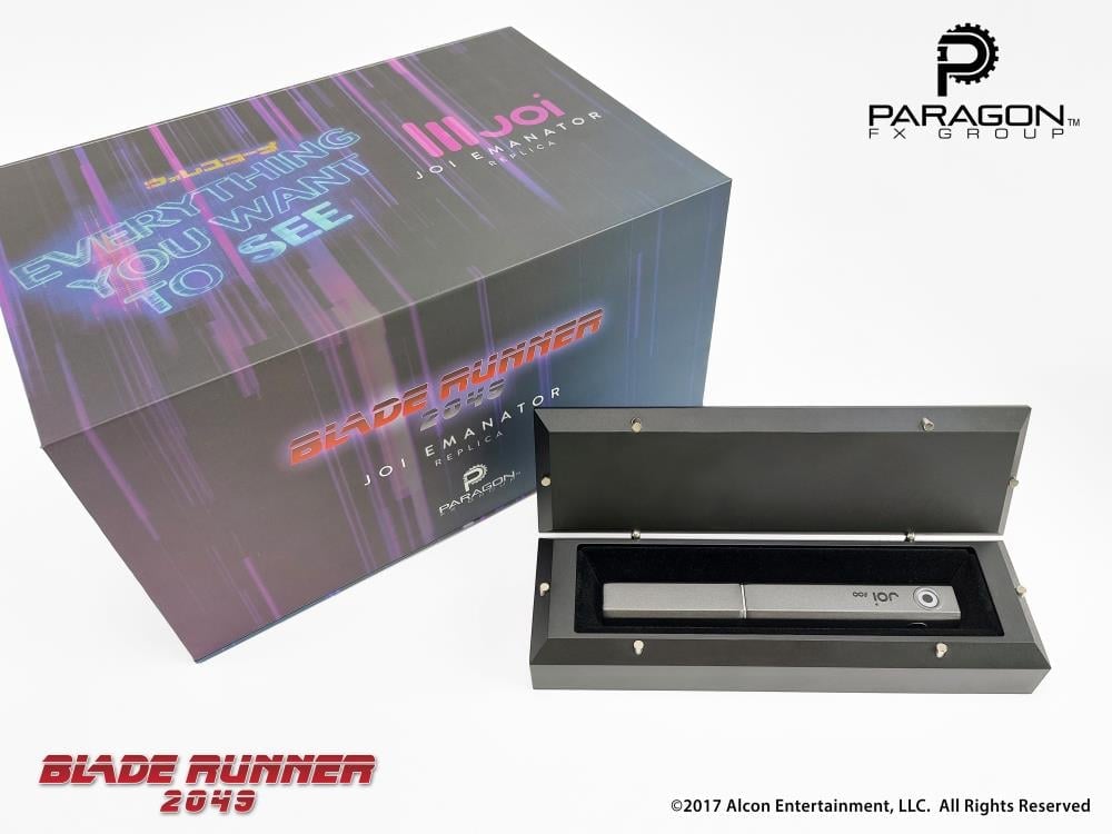 Blade Runner 2049 Joi (Hero) Emanator Replica Gallery Image 4