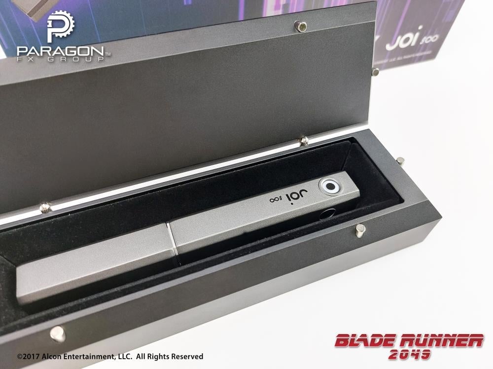 Blade Runner 2049 Joi (Hero) Emanator Replica Gallery Image 5