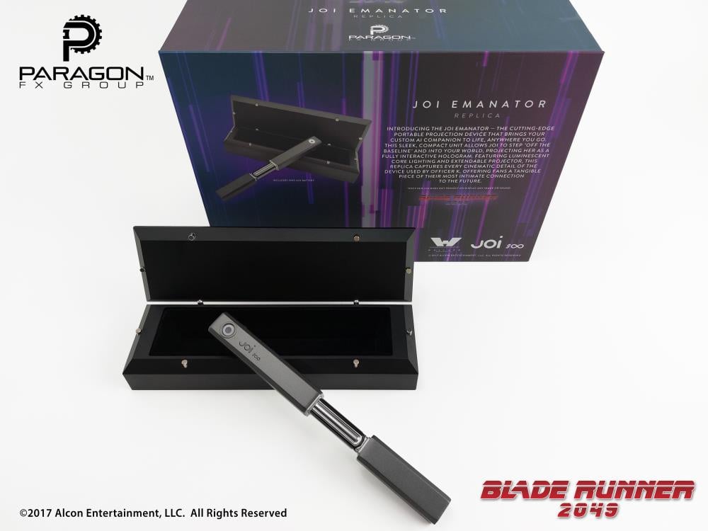 Blade Runner 2049 Joi (Hero) Emanator Replica Gallery Image 6