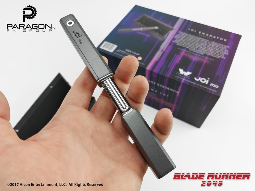 Blade Runner 2049 Joi (Hero) Emanator Replica Gallery Image 7