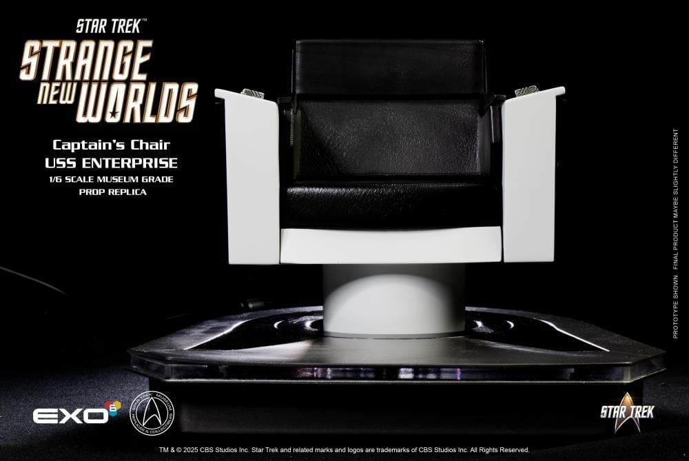 Star Trek: Strange New Worlds U.S.S. Enterprise Command Chair 1/6 Scale Accessory Set Gallery Image 3