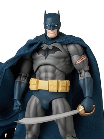 Batman: Hush MAFEX No.295 Batman (Damage Ver.) Action Figure