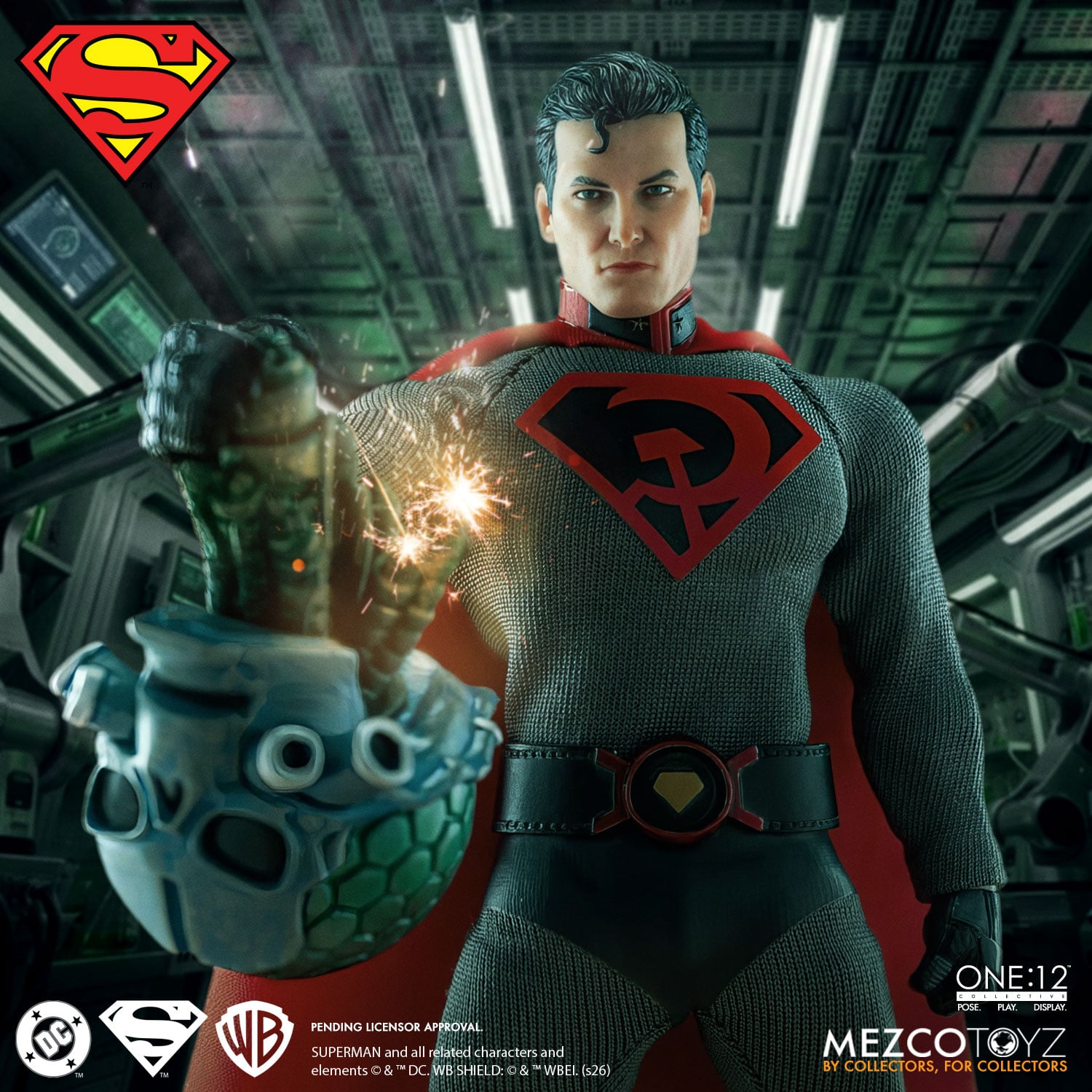 Superman: Red Son One:12 Collective Superman Action Figure Gallery Image 11
