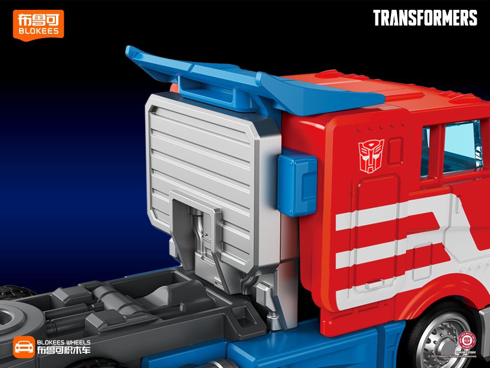 Transformers Blokees Wheels CT01 Optimus Prime with Trailer Model Kit Gallery Image 13