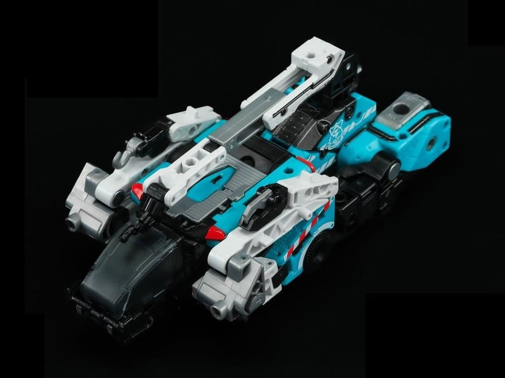 BeastBOX IB-14 Toxotes Multi-Functional Rescue Vehicle Gallery Image 1