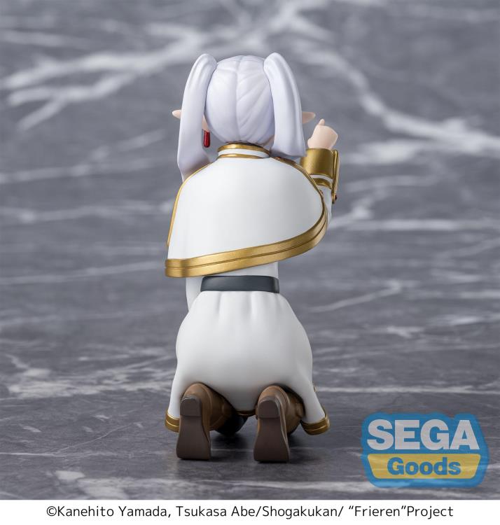 Frieren: Beyond Journey's End Frieren (Poking Something) Premium Perching Figure Gallery Image 5