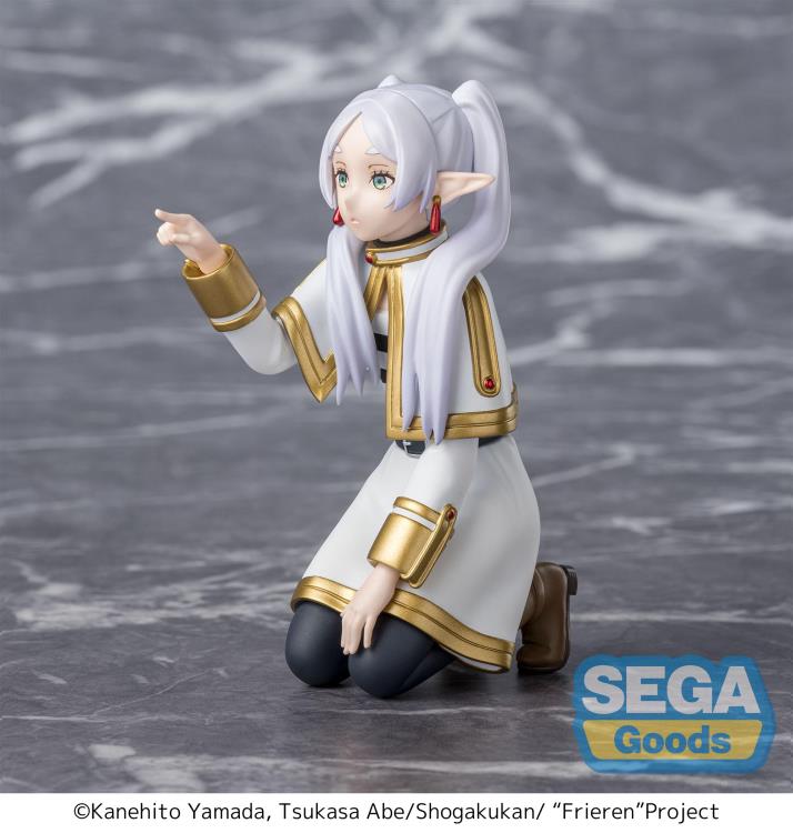 Frieren: Beyond Journey's End Frieren (Poking Something) Premium Perching Figure Gallery Image 4
