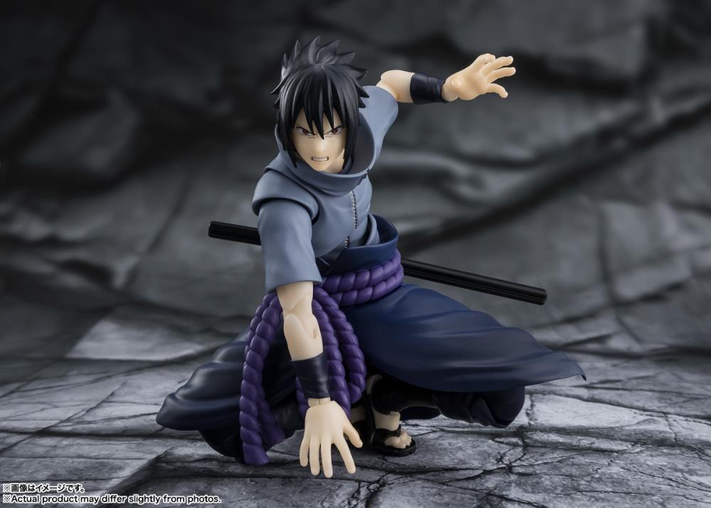 Naruto: Shippuden S.H.Figuarts Sasuke Uchiha (Solitary Shinobi) Action Figure Gallery Image 6
