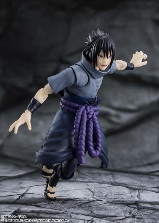 Naruto: Shippuden S.H.Figuarts Sasuke Uchiha (Solitary Shinobi) Action Figure Gallery Image 7